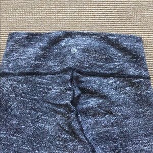 lululemon athletica Pants - Lululemon wunder under luon crops lululemon athletica Pants - Lululemon wunder under luon crops